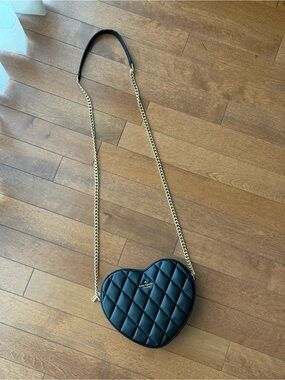 kate spade Love Shack Quilted Heart Crossbody Bag - Black with Gold Chain